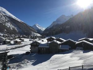 3 stern appartement Apartments Carmena Saas-Grund Schweiz