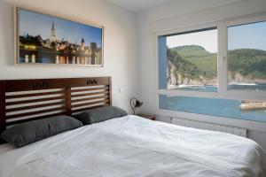 Apartamentai SEAVIEW I with parking by Aston Rentals Arminza Ispanija
