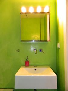 So Athens - Studios and Apartments