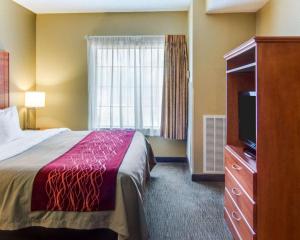 Comfort Inn & Suites El Dorado