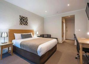 Comfort Inn Coach & Bushmans