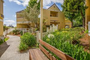 Quality Inn & Suites Capitola By the Sea