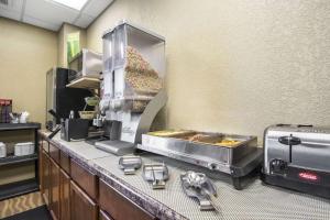 Quality Inn & Suites Thompson