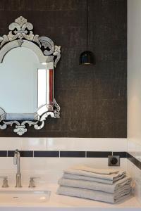 Hotels Continental Hotel : photos des chambres