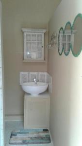 36 Df Strauss Street