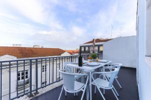 Estrela Terrace by Homing - image 2