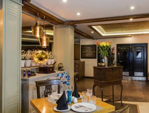 Hotel Park Residency