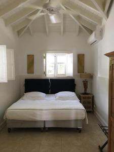 The Atlantis Historic Inn