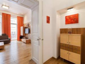 Large & modern flat with balcony in heart of Lviv