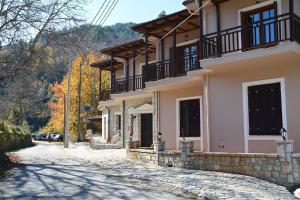 ZAROUCHLA INN Achaia Greece