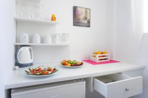 Cubaneros Holiday Inn