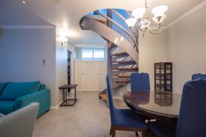 Sandcastles Penthouse A28 Rooftop Patio w Outdoor Shower