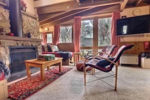 Bindi - Alpine Getawayss Chalet at Tower Rd