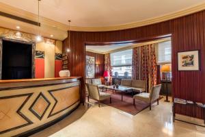 Hotels Hotel Des Artistes : photos des chambres