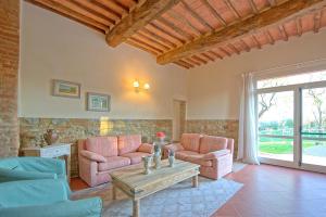 Villa Bonriposo by PosarelliVillas