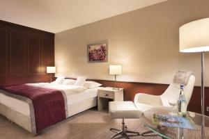 Classic Double Room room in Maritim Hotel Bonn