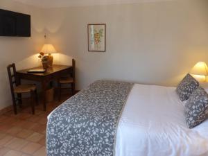 Hotels Charembeau : photos des chambres