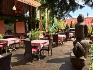 马捷豪华大酒店  - 斯提亚夫尼茲科巴內