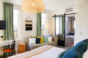 Hotels Le Nessay : Chambre Double ou Lits Jumeaux Deluxe (Bâtiment Annexe) - Vue sur Mer