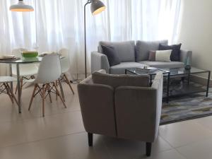 Cozy Stylish Modern 2 BR* | downtown Sto Dgo