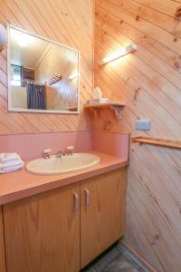 Lazy Acre Log Cabins