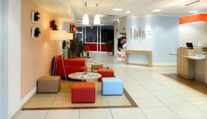 Hotels IBIS Caen Centre : photos des chambres
