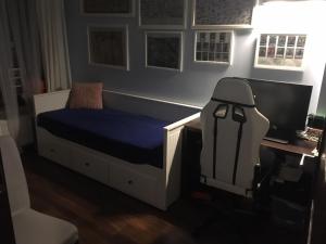 Large Apartment in a new complex with 24/7 Security + 2x Parking Space