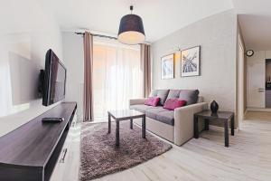 Two-Bedroom Apartment  with Garden (4-6 Adults) room in Apartamenty Sun & Snow Aura