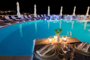 Aspalathras White Hotel Folegandros Greece