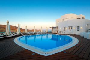 Aspalathras White Hotel Folegandros Greece