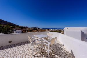 Aspalathras White Hotel Folegandros Greece