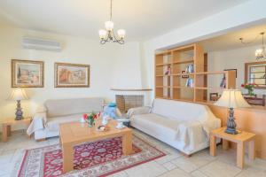 Villa with Private Pool (Zakros)