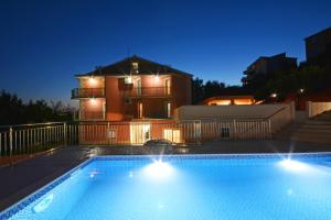 ANTOS Put Gaja, Split 