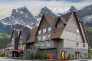 Super 8 by Wyndham Canmore