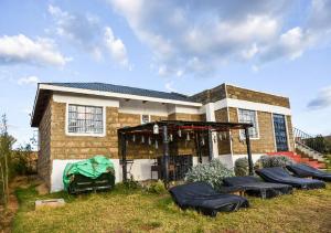 Ole Munyak-4 bed house on the hill