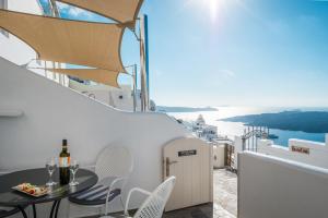 Angel Luxury Suites Santorini Greece