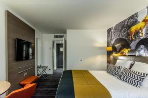 Hotels Hotel De Bourbon Grand Hotel Mercure Bourges : photos des chambres