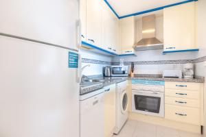 2258-Superb 1 bedroom-terrace and sea view