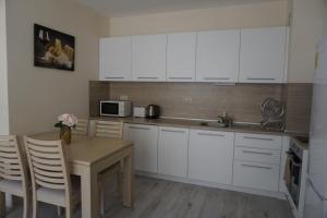 Апартаменти Варна Саут на плажа - Varna South Apartments on the beach