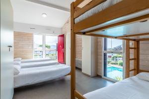 Bella Vista Guest Center Pays Basque