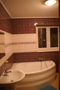 Villa i Restauracja Tymotka