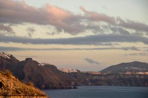 Annouso Villa by Caldera Houses Santorini Greece