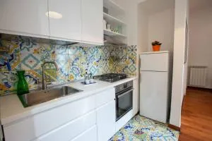 Orazio on the castle by Dimorra - نابولي