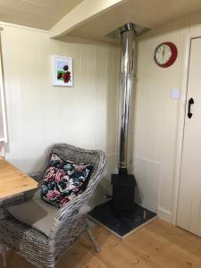 The Rowan Shepherds Hut