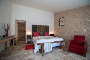 B&B / Chambres d'hotes La Ressence Luberon : Chambre Double ou Lits Jumeaux avec Salle de Bains Privative