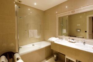 Hotels Best Western Premier Grand Monarque Hotel & Spa : photos des chambres