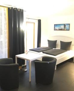 Studio Apartment room in New Green Apartments