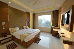 Hotel RR 62-Jaipur City Centre Hotel