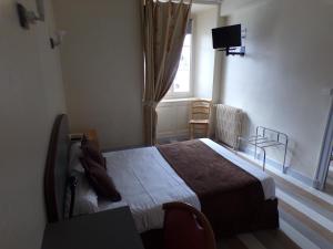Hotels Logis Hotel de France : photos des chambres