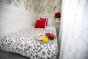 Single Room with Bathroom room in Bloom Inn Madrid